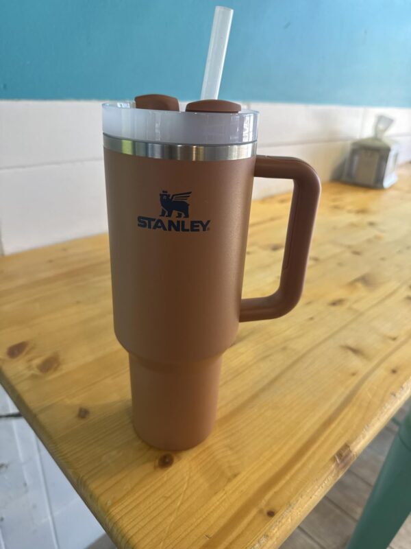Limited Time Deal 25% Off on Tumbler with Handle and Straw - Image 4