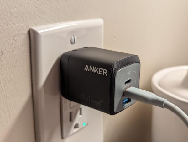 Limited Time Deal 33% Off on Anker Prime 67W USB C Charger - Image 2